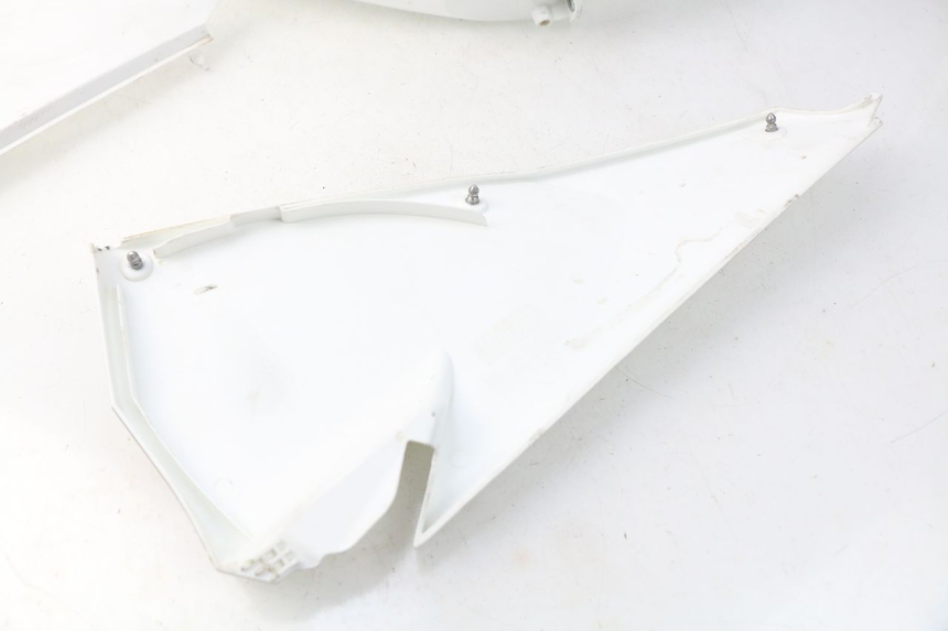 photo de KOMPLETTE VERKLEIDUNG HUSQVARNA FC 350 (2019 - 2022) - Fokus auf die Struktur