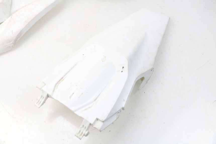 photo de KOMPLETTE VERKLEIDUNG HUSQVARNA FC 350 (2019 - 2022) - Technische Nahaufnahme