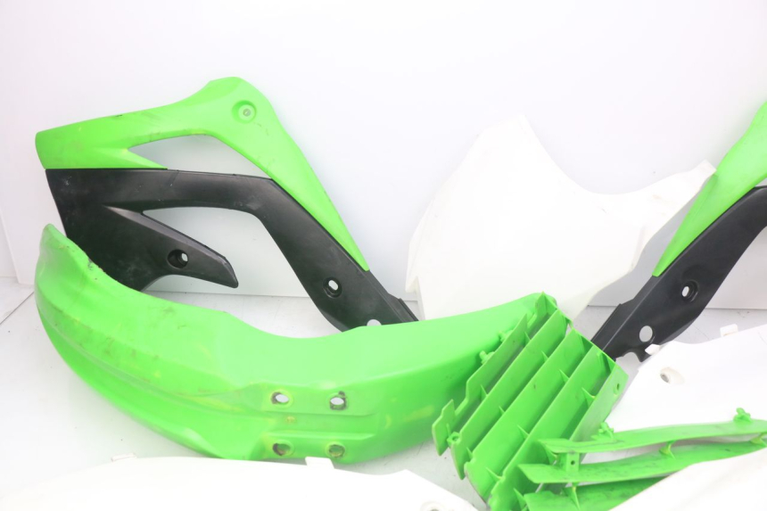 photo de VOLLVERKLEIDUNG KAROSSERIE KAWASAKI KX F KXF 450 (2012 - 2015) - Oberflächenzustand und Material