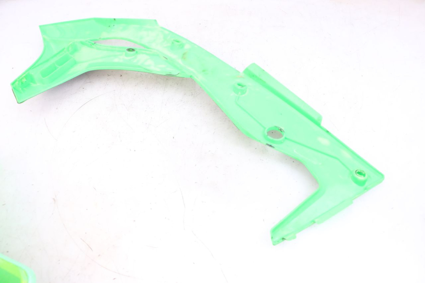 photo de KOMPLETTE VERKLEIDUNG KAWASAKI KXF KX-F 250 (2017 - 2019) - Charakteristische Merkmale