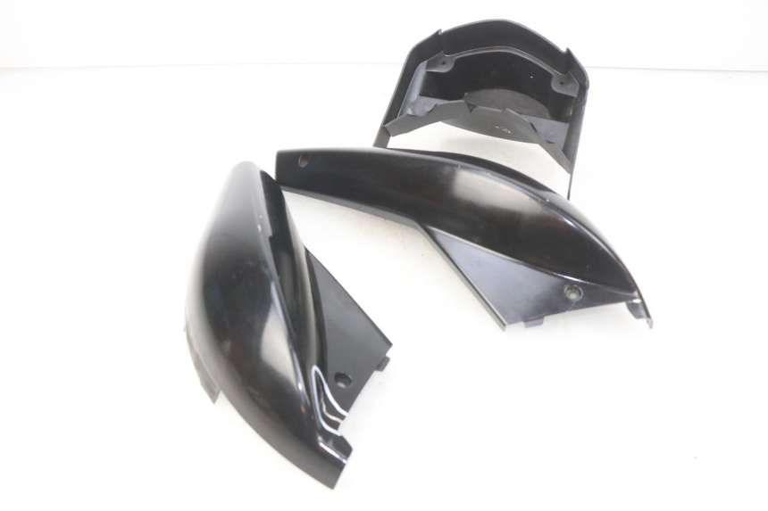 photo de KOMPLETTE VERKLEIDUNG PEUGEOT LUDIX 50 (2008 - 2017) - Hochauflösende Nahaufnahme