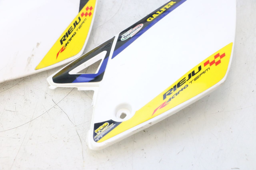 photo de KOMPLETTE VERKLEIDUNG RIEJU MRT PRO SUPERMOTARD 50 (2007 - 2018) - Qualität der Gebrauchtware