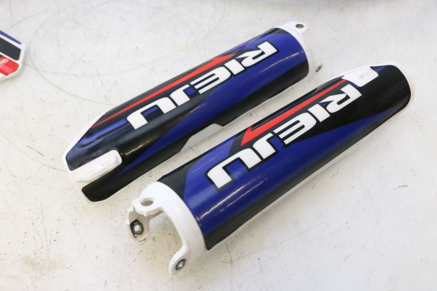 photo de KOMPLETTE VERKLEIDUNG RIEJU MRT PRO SUPERMOTARD 50 (2007 - 2018) - Zoom auf Gebrauchszustand