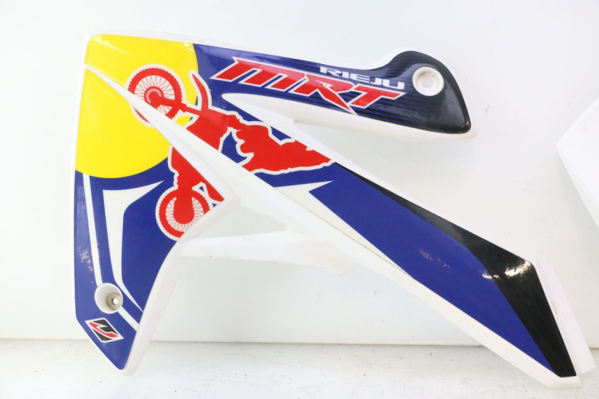 photo de KOMPLETTE VERKLEIDUNG RIEJU MRT PRO SUPERMOTARD 50 (2007 - 2018) - Zoom auf Gebrauchszustand
