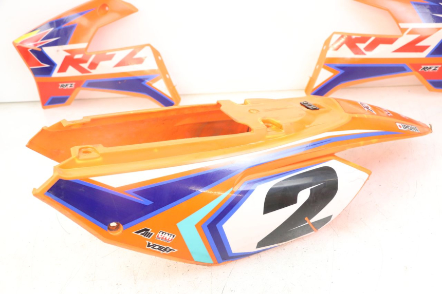 photo de VOLLVERKLEIDUNG KAROSSERIE APOLLO RFZ 125 - Zoom auf Komponenten