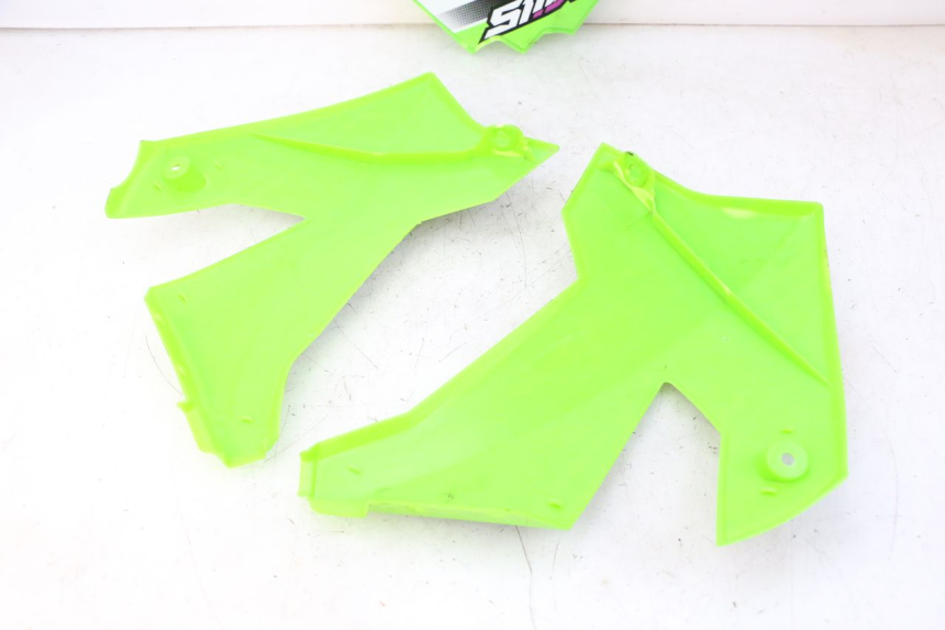 photo de VOLLVERKLEIDUNG KAROSSERIE APOLLO RFZ 125 - Technische Nahaufnahme