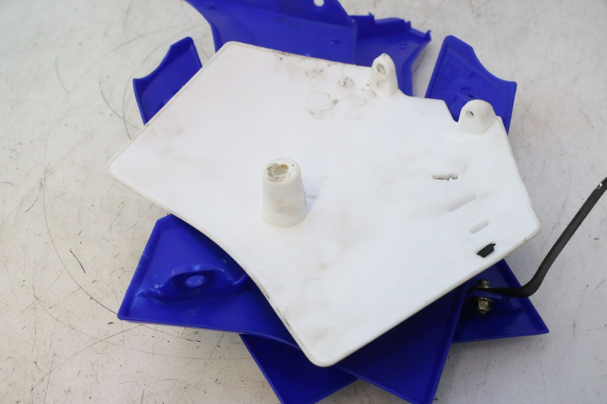 photo de KOMPLETTE VERKLEIDUNG APOLLO RFZ 125 - Zoom auf Gebrauchszustand