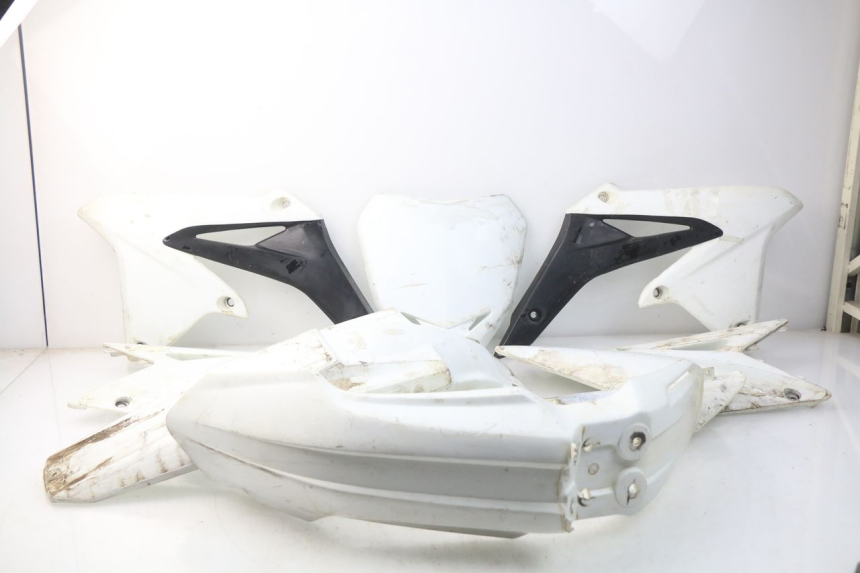 photo de KOMPLETTE VERKLEIDUNG SUZUKI RMZ RM-Z 450 (2008 - 2011) - Hauptansicht