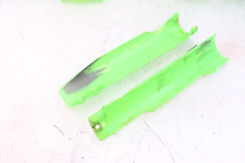 photo de VOLLVERKLEIDUNG KAROSSERIE APOLLO RXF 125 - Charakteristische Merkmale