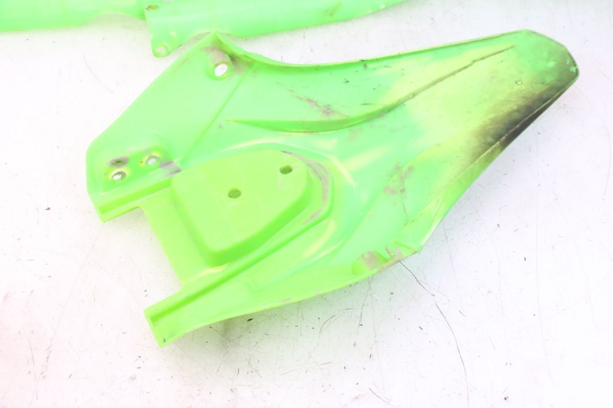 photo de VOLLVERKLEIDUNG KAROSSERIE APOLLO RXF 125 - Hochauflösende Nahaufnahme