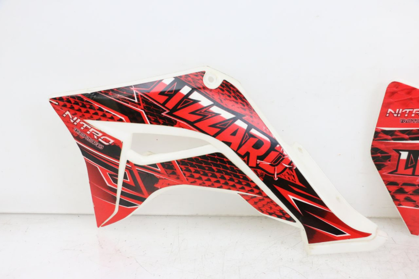 photo de KOMPLETTE VERKLEIDUNG NITRO MOTORS THUNDER 125 - Oberflächenzustand und Material