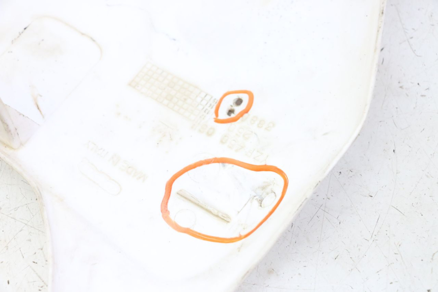 photo de KOMPLETTE VERKLEIDUNG YAMAHA YZ-F YZF 250 (2007 - 2013) - Detailansicht des Bauteils