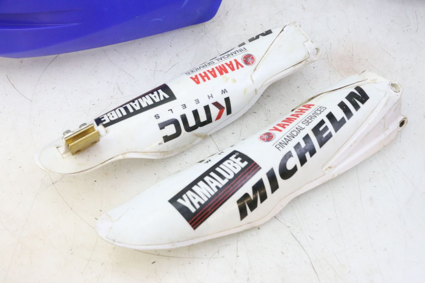 photo de KOMPLETTE VERKLEIDUNG YAMAHA YZ-F YZF 250 (2014 - 2018) - Zoom auf Gebrauchszustand