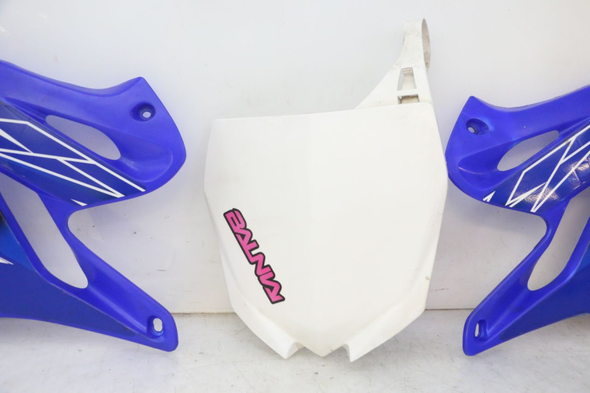 photo de KOMPLETTE VERKLEIDUNG YAMAHA YZ 125 (1998 - 2005) - Zoom auf Komponenten