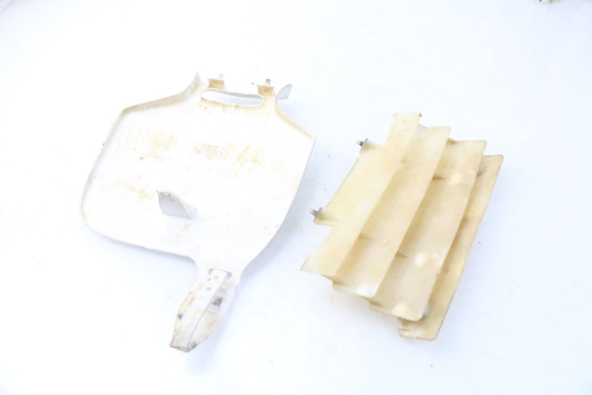 photo de KOMPLETTE VERKLEIDUNG YAMAHA YZ 85 (2002 - 2018) - Details der Befestigungspunkte