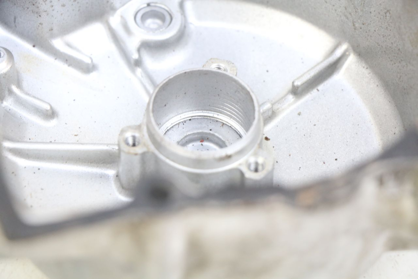 photo de ZÜNDUNGSGEHÄUSE HONDA CM 125 (1983 - 2003) - Details der Befestigungspunkte