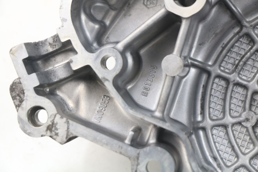 photo de ZÜNDUNGSDECKEL PIAGGIO FLY IE 125 (2012 - 2017) - Zoom auf Gebrauchszustand