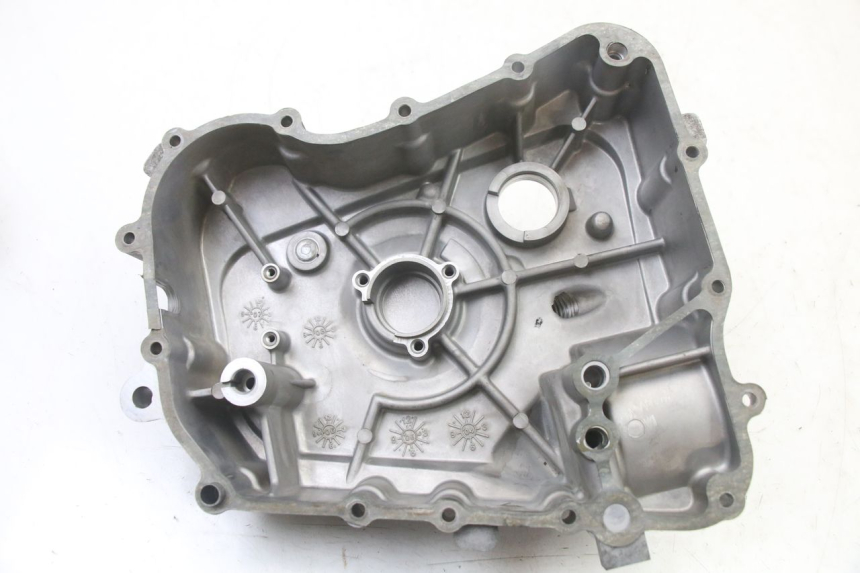 photo de ZÜNDUNGSDECKEL KYMCO XCITING 500 (2007 - 2010) - Oberflächenzustand und Material