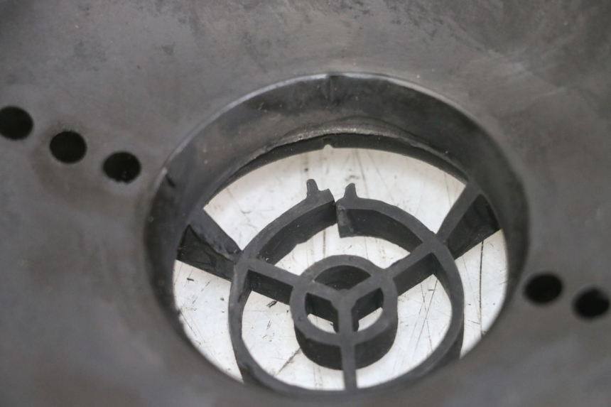 photo de ZÜNDUNGSDECKEL PIAGGIO LIBERTY IGET 4T 50 (2021 - 2025) - Zoom auf Gebrauchszustand