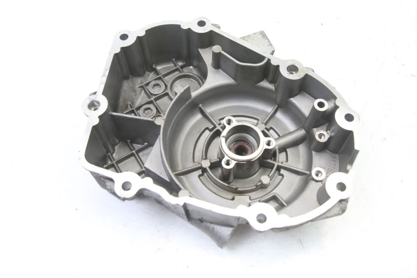 photo de ZÜNDUNGSDECKEL PEUGEOT SATELIS 125 (2013 - 2018) - Details der Befestigungspunkte