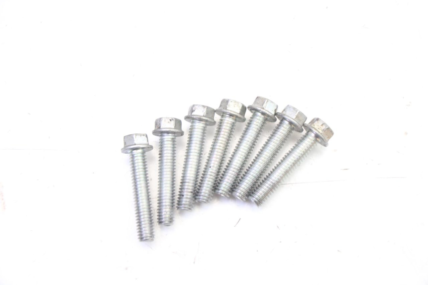 photo de ZÜNDUNGSDECKEL YAMAHA YZF YZ-F 450 (2014 - 2016) - Details der Befestigungspunkte