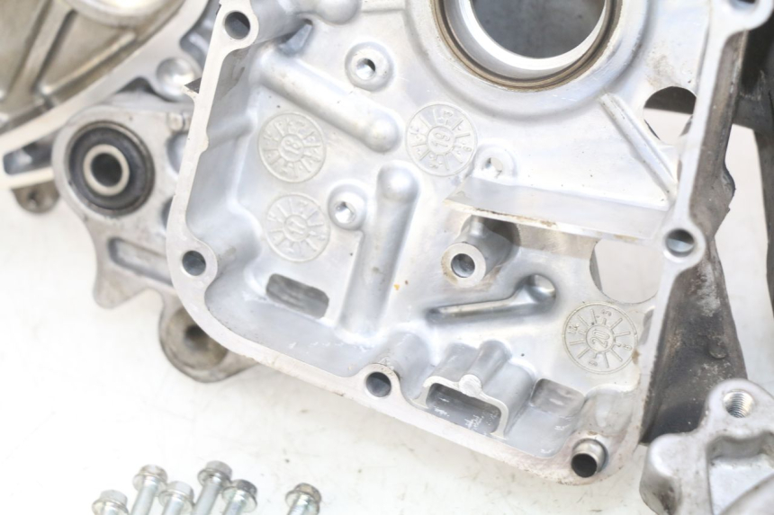 photo de UNTERER MOTORBLOCK KYMCO AGILITY 16+ 4T 50 (2018 - 2023) - Profilansicht des Ersatzteils