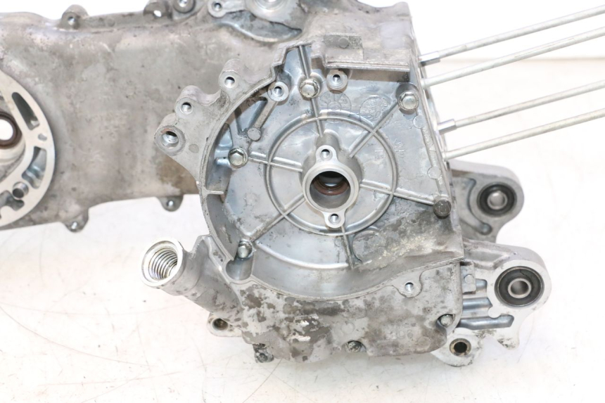 photo de UNTERER MOTORBLOCK KYMCO AGILITY 16+ 4T 50 (2018 - 2023) - Zoom auf Gebrauchszustand