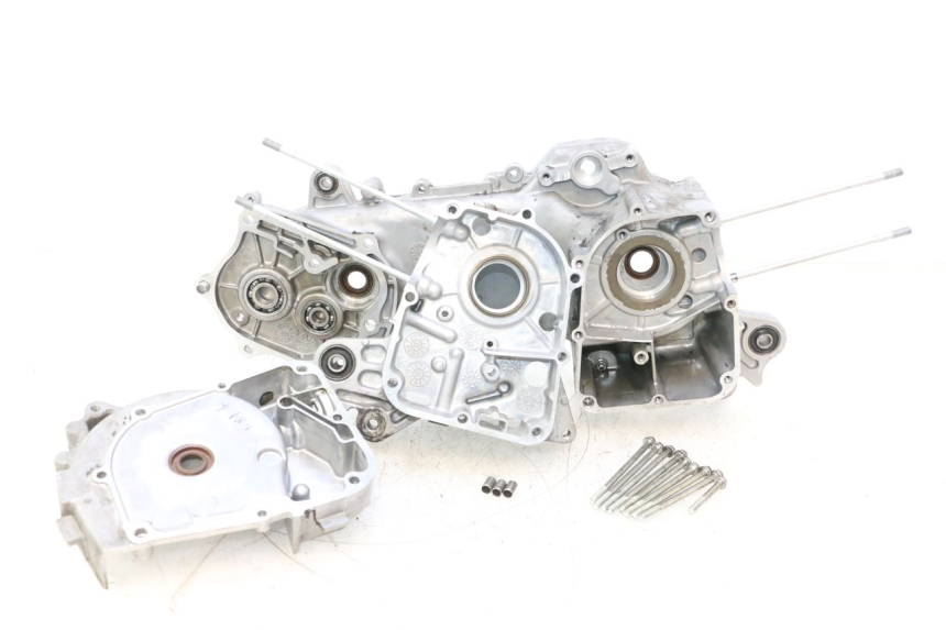 photo de UNTERER MOTORBLOCK KYMCO AGILITY 4T 50 (2018 - 2022) - Details der Befestigungspunkte