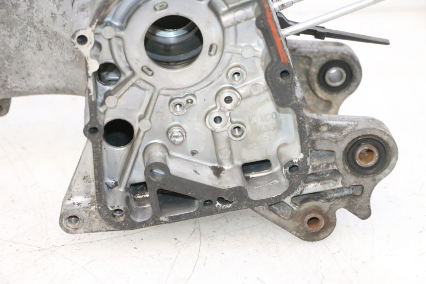 photo de MOTORBLOCK-UNTERTEIL KYMCO AGILITY 4T 50 (2005 - 2018) - Details der Befestigungspunkte