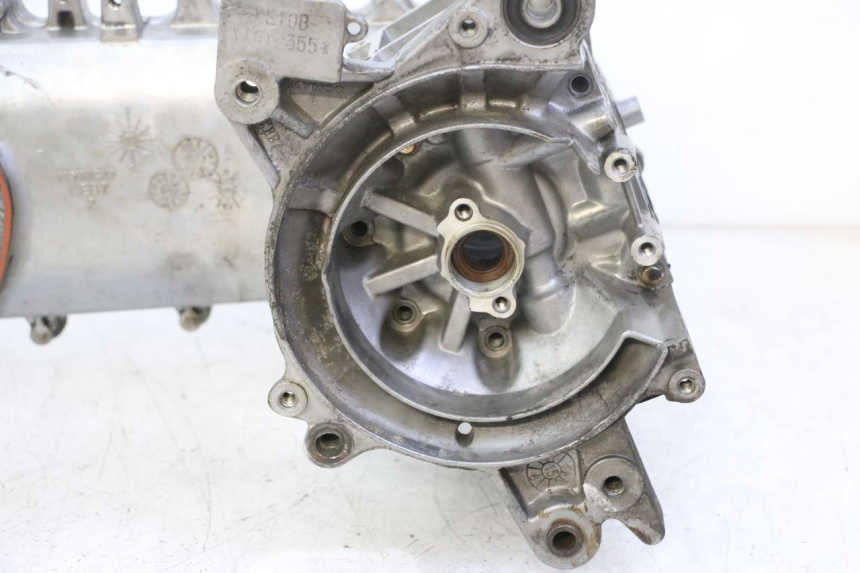 photo de MOTORBLOCK-UNTERTEIL KYMCO AGILITY NAKED RENOUVO 2T 50 (2011 - 2018) - Zoom auf Komponenten