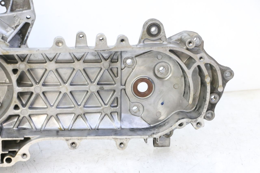 photo de MOTORBLOCK-UNTERTEIL KYMCO AGILITY NAKED RENOUVO 2T 50 (2011 - 2018) - Gesamtansicht des Produkts