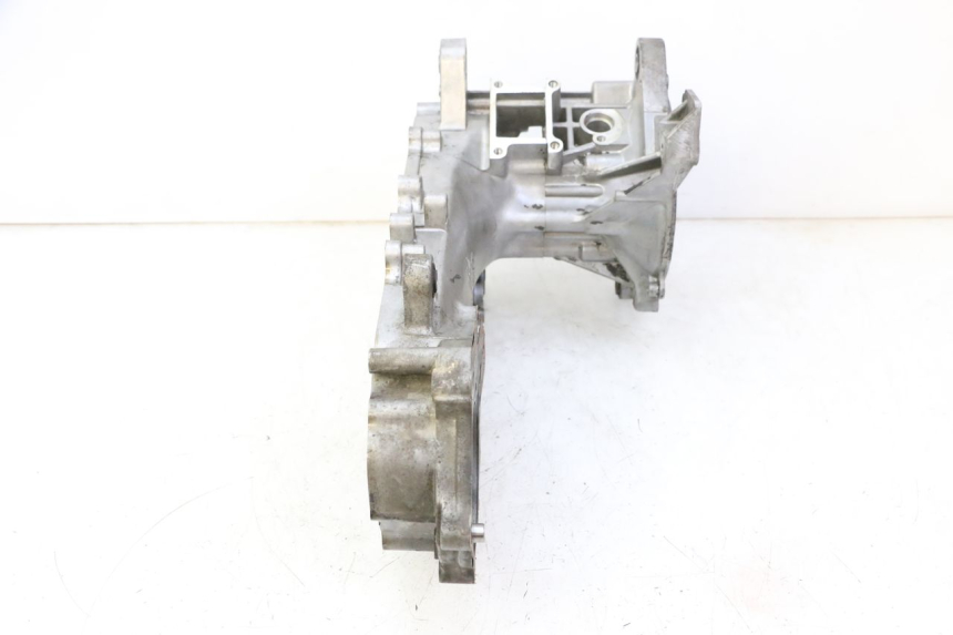 photo de MOTORBLOCK-UNTERTEIL KYMCO AGILITY NAKED RENOUVO 2T 50 (2011 - 2018) - Details der Befestigungspunkte