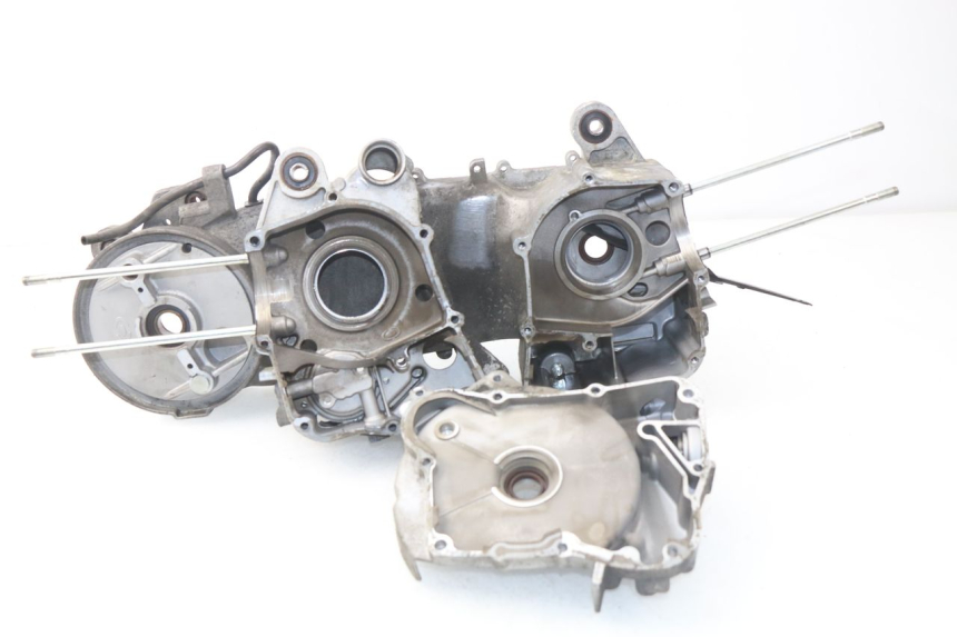 photo de UNTERER MOTORBLOCK JONWAY AZTRAL 125 (2008 - 2017) - Detaillierte Sichtprüfung