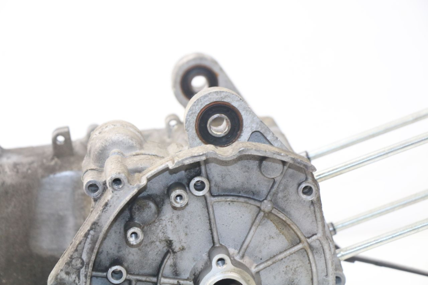 photo de UNTERER MOTORBLOCK JONWAY AZTRAL 125 (2008 - 2017) - Kennzeichnungen und Originalreferenzen