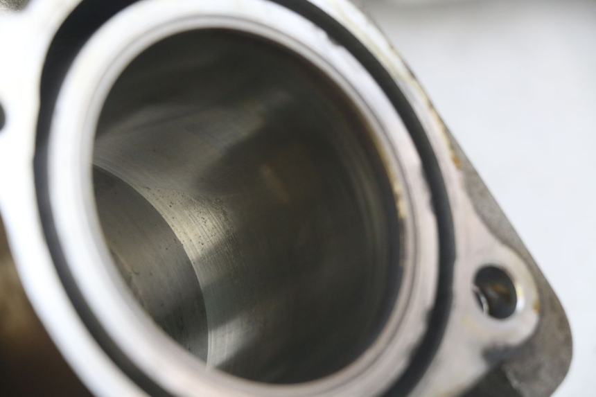 photo de UNTERER MOTORBLOCK HONDA CBF 500 (2004 - 2007) - Weitere Ansicht des Artikels