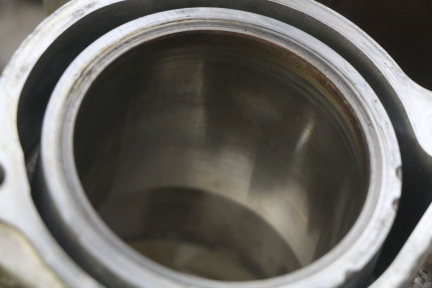 photo de UNTERER MOTORBLOCK HONDA CBF 500 (2004 - 2007) - Charakteristische Merkmale