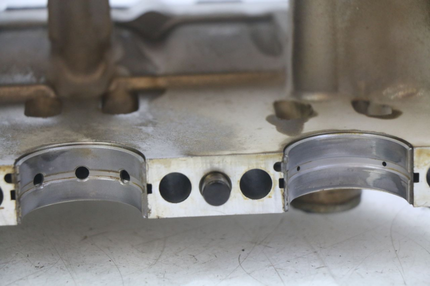 photo de UNTERER MOTORBLOCK HONDA CBF 500 (2004 - 2007) - Fokus auf die Struktur