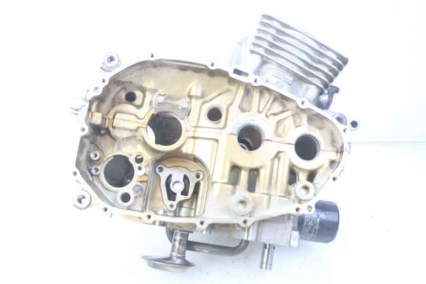 photo de UNTERER MOTORBLOCK HONDA CBF 500 (2004 - 2007) - Kennzeichnungen und Originalreferenzen