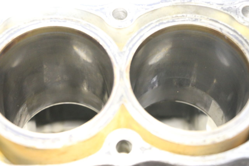 photo de KURBELGEHÄUSE HONDA CBR RR FIREBLADE 900 (1992 - 1994) - Weitere Ansicht des Artikels