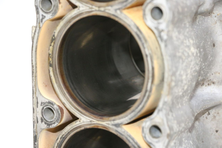 photo de KURBELGEHÄUSE HONDA CBR RR FIREBLADE 900 (1992 - 1994) - Fokus auf die Struktur