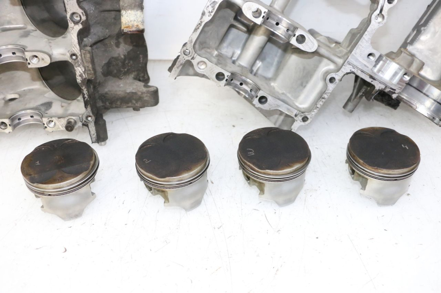 photo de KURBELGEHÄUSE HONDA CBR RR FIREBLADE 900 (1992 - 1994) - Weitere Ansicht des Artikels