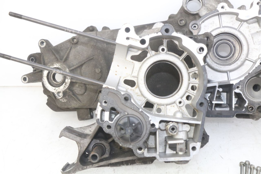 photo de UNTERER MOTORBLOCK PEUGEOT CITYSTAR 125 (2011 - 2017) - Hauptansicht