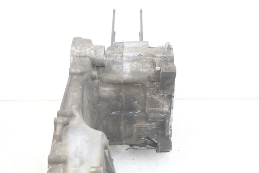 photo de UNTERER MOTORBLOCK PEUGEOT CITYSTAR 125 (2011 - 2017) - Details der Befestigungspunkte