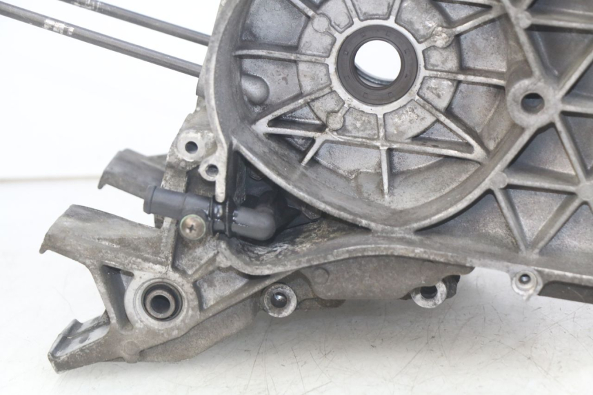 photo de UNTERER MOTORBLOCK PEUGEOT CITYSTAR 125 (2011 - 2017) - Geprüftes Gebrauchtteil