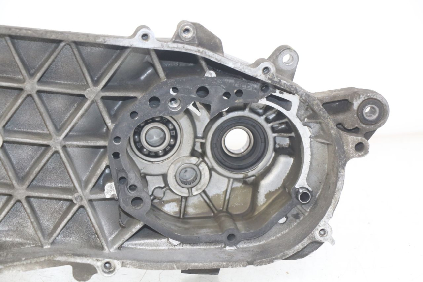 photo de UNTERER MOTORBLOCK PEUGEOT CITYSTAR 125 (2011 - 2017) - Kennzeichnungen und Originalreferenzen