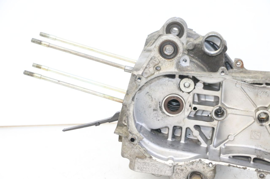 photo de KURBELGEHÄUSE DAELIM BESBI 125 (2007 - 2008) - Details der Befestigungspunkte