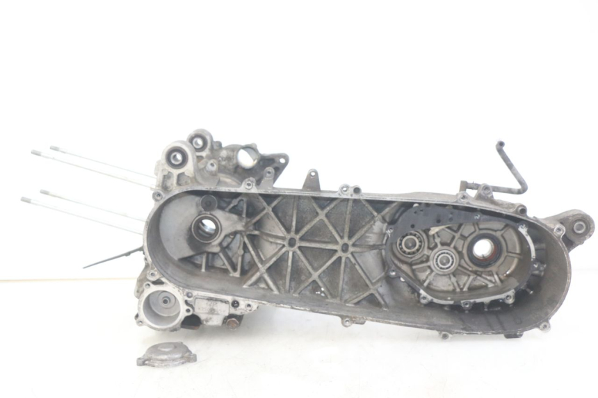 photo de MOTORBLOCK-UNTERTEIL KYMCO DINK STREET 125 (2009 - 2014) - Details der Befestigungspunkte