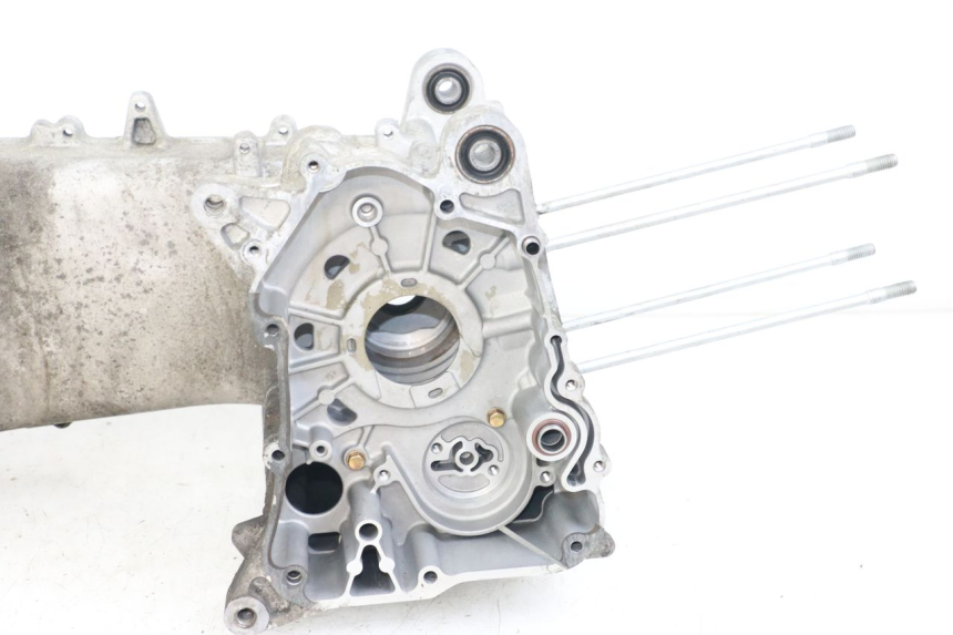 photo de MOTORBLOCK-UNTERTEIL KYMCO DINK STREET 125 (2009 - 2014) - Technische Nahaufnahme