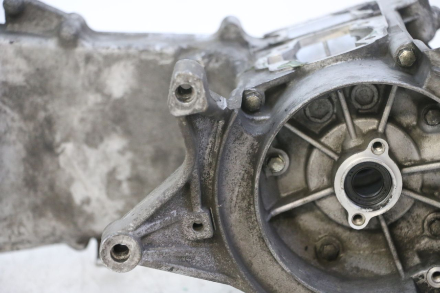 photo de MOTORUNTERTEIL PEUGEOT ELYSTAR 50 (2002 - 2014) - Zoom auf Komponenten