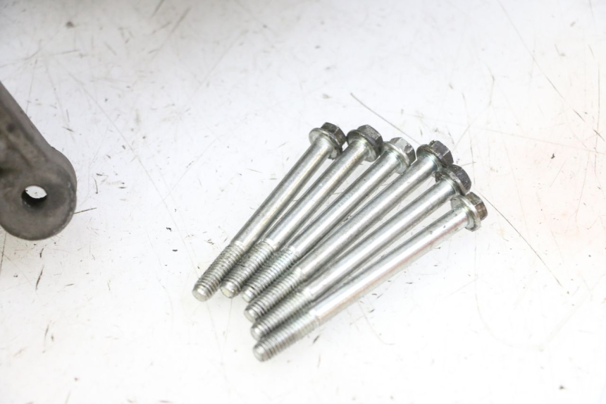 photo de MOTORUNTERTEIL PEUGEOT ELYSTAR 50 (2002 - 2014) - Profilansicht des Ersatzteils